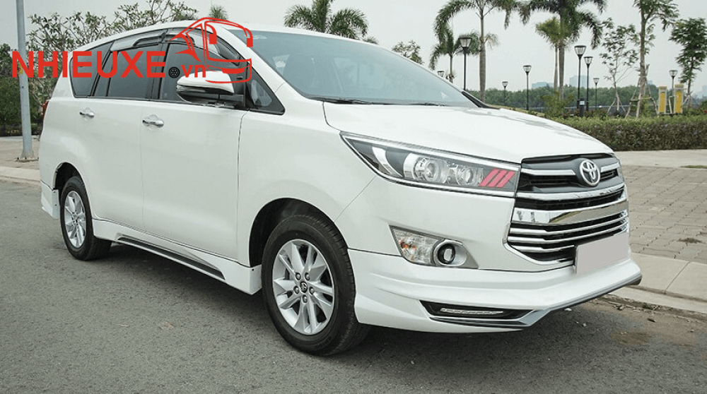 Cho thuê xe 7 chỗ theo tháng