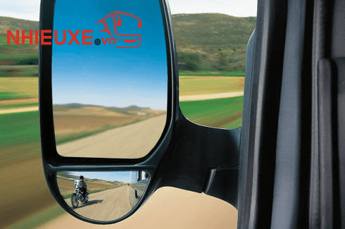 Cho thuê xe 16 chỗ Ford Transit - gương chiếu sáng, kết hợp gương cầu